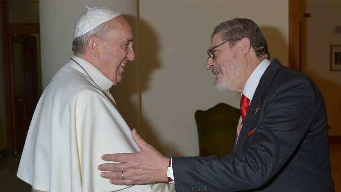 Covid-19: Pope agrees to get vaccinated after losing personal doctor Covid-19: Pope agrees to get vaccinated after losing personal doctor
