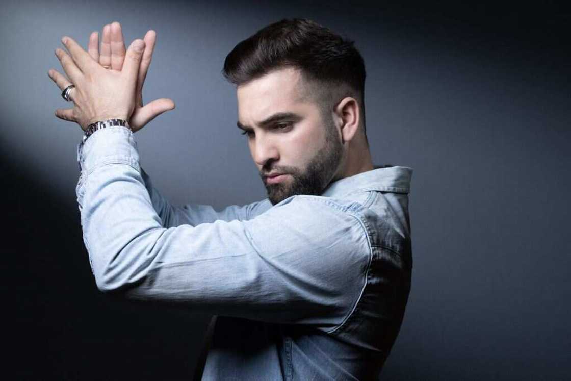 Kendji Girac: famille, âge, qui est le chanteur d’Évidemment? Kendji Girac: famille, âge, qui est le chanteur d’Évidemment?