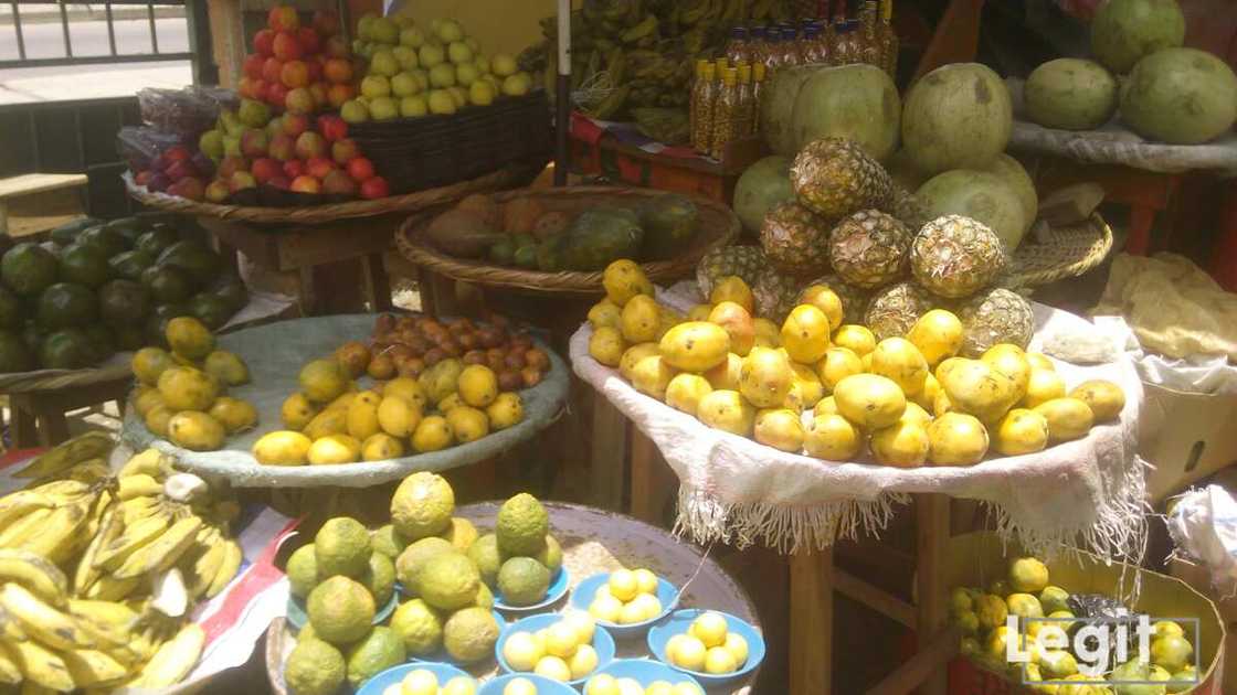 Fruits on display at a popular retail market in Lagos state. Photo credit: Esther Odili Fruits on display at a popular retail market in Lagos state. Photo credit: Esther Odili