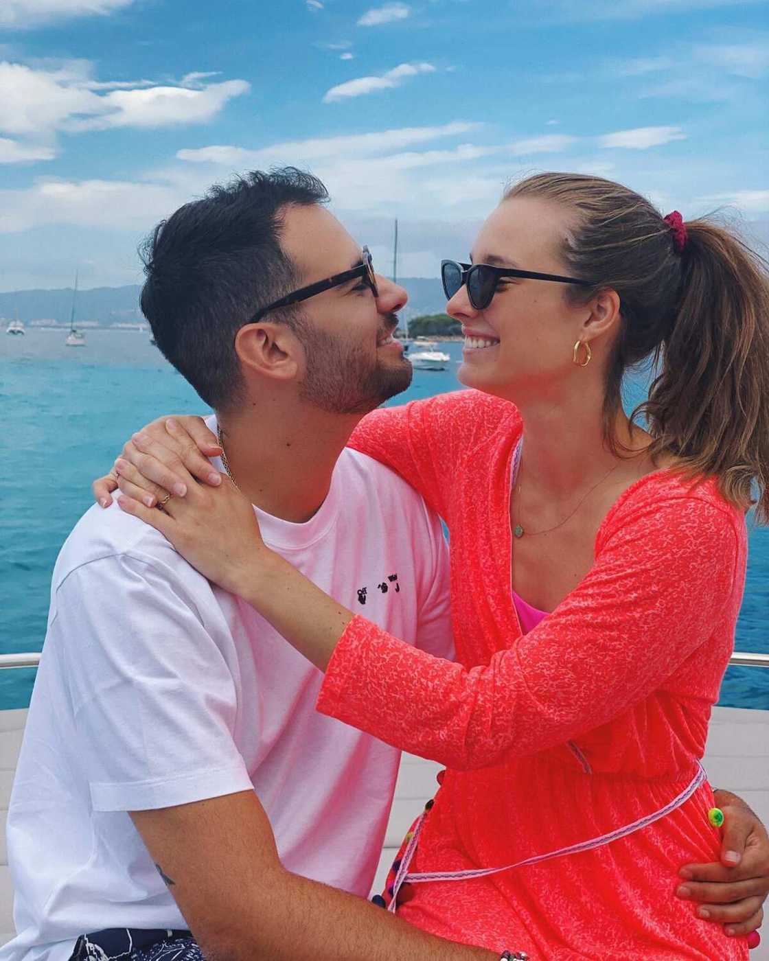 Découvrez Kamran Ahmed, l'homme qui partage la vie d'Ilona Smet Découvrez Kamran Ahmed, l'homme qui partage la vie d'Ilona Smet