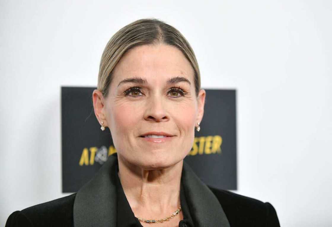 attractive female celebrities attractive female celebrities