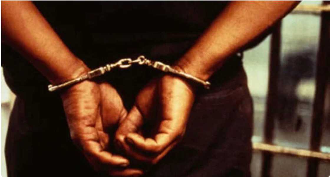 Katsina: ‘Yan sanda sun kama tsohuwar ma’aikaciyar hukumar NIS bisa damfara ta N47m Katsina: ‘Yan sanda sun kama tsohuwar ma’aikaciyar hukumar NIS bisa damfara ta N47m