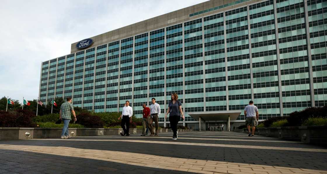 The auto maker said it would not impose quotas for minority dealerships or suppliers The auto maker said it would not impose quotas for minority dealerships or suppliers