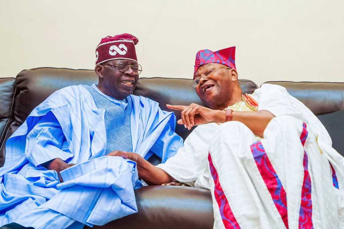 Ziyarar da shugaba Tinubu ya kai fadar sarkin ƙasar Ijebu.