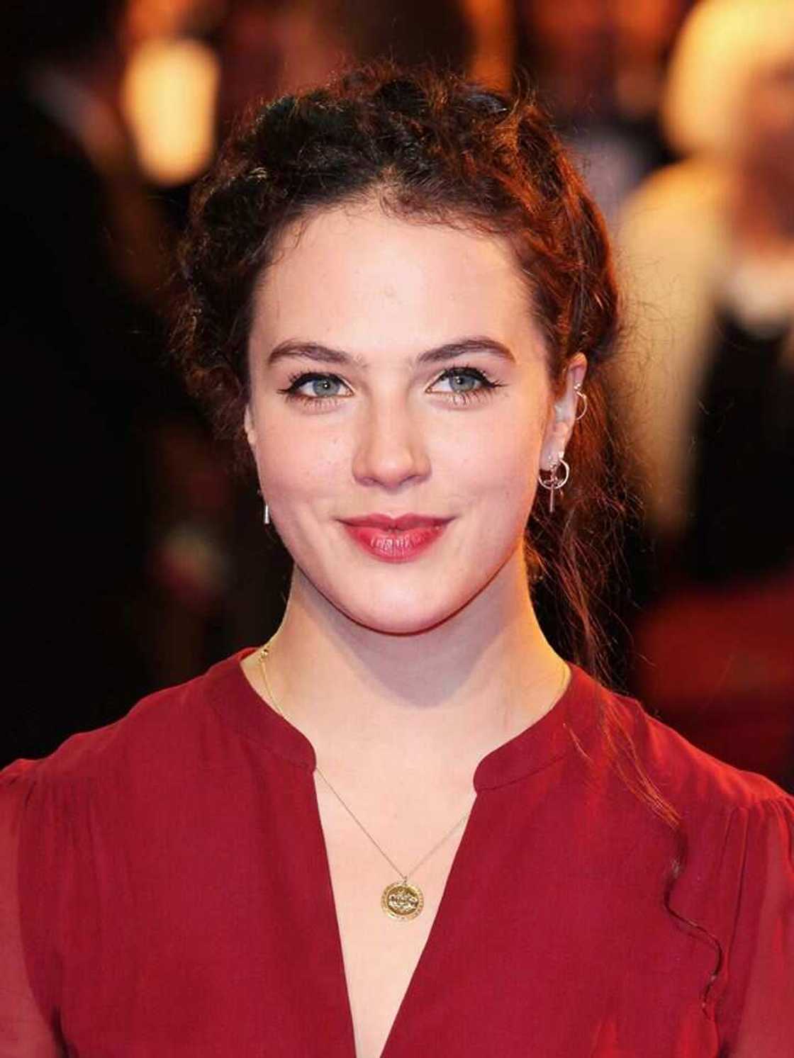 jessica brown findlay height