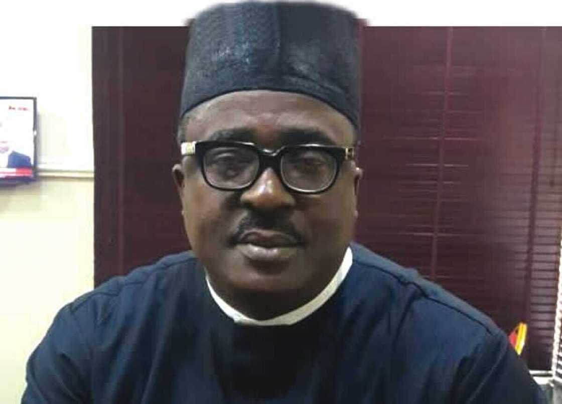 APC ta kori tsohon mataimakin Oshiomhole, ta rushe shugabancin shiyya da jihohi APC ta kori tsohon mataimakin Oshiomhole, ta rushe shugabancin shiyya da jihohi