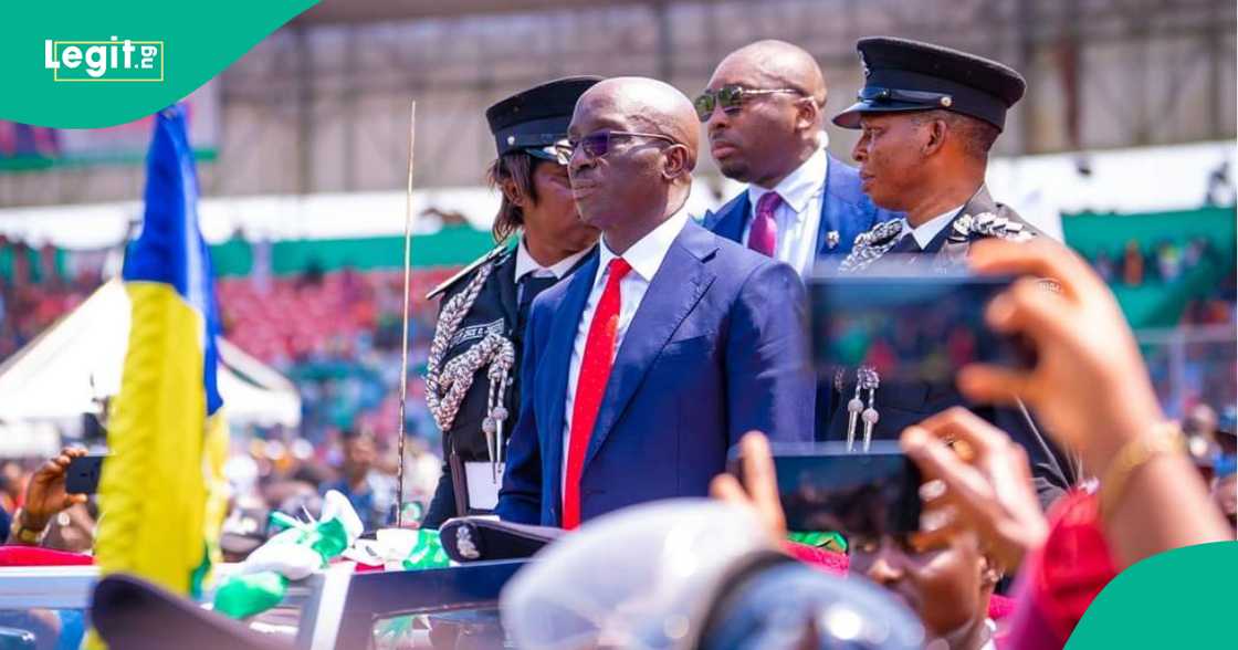 Gwamnan Edo ya sauya kwamishinoni, ya kara ma'aikatu zuwa 28 Gwamnan Edo ya sauya kwamishinoni, ya kara ma'aikatu zuwa 28