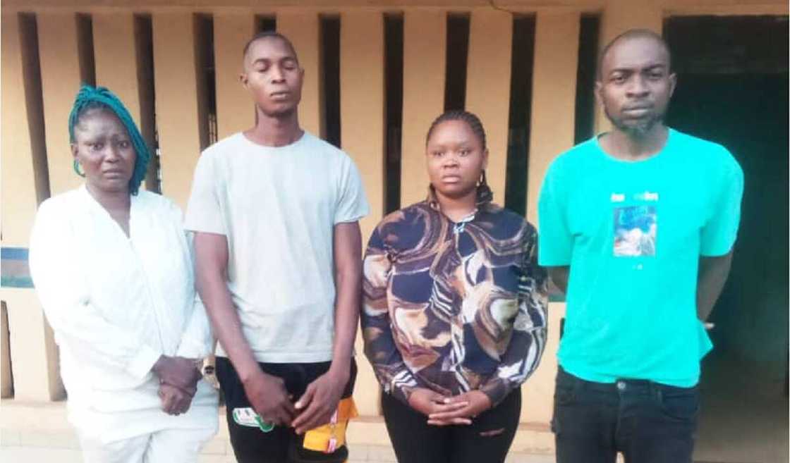 Wadanda ake zargi da garkuwa Wadanda ake zargi da garkuwa