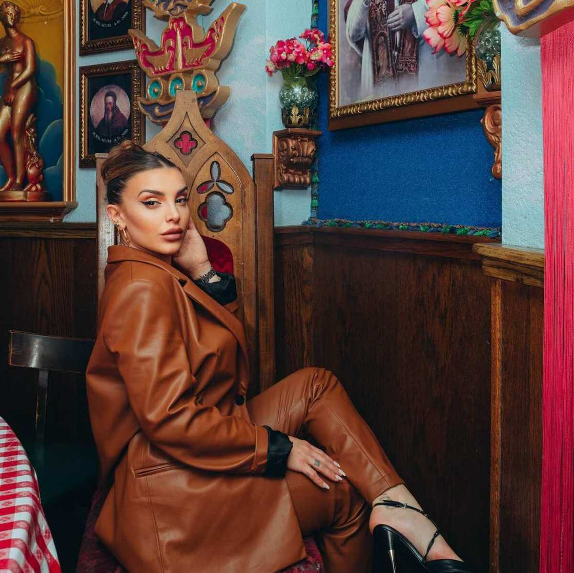 Hana Giraldo’s net worth Hana Giraldo’s net worth