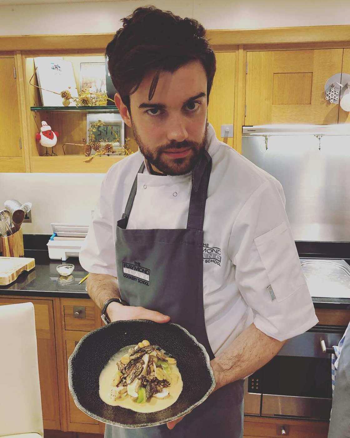 Is Jack Whitehall gay Is Jack Whitehall gay
