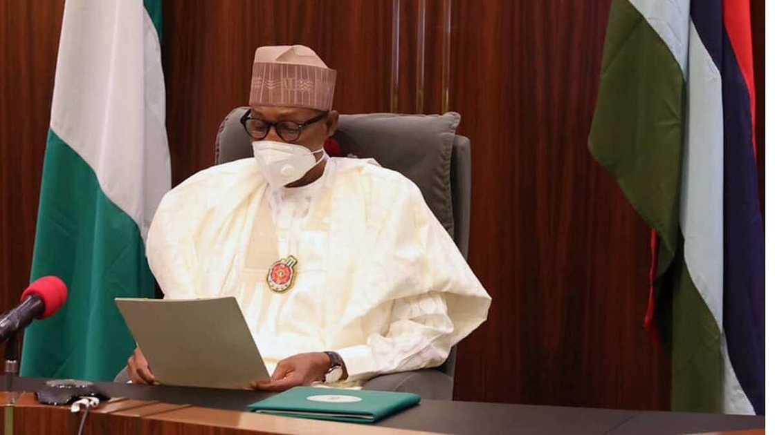 Rahoto: Gwamnatin Buhari Na Leƙen Asirin Wayoyin Ƴan Adawa, Ƴan Gwagwarmaya, Ƴan Jarida Da Wasu Mutane