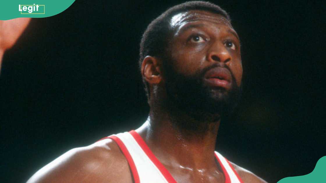 Bob Lanier looks on during an NBA basketball game circa in 1980