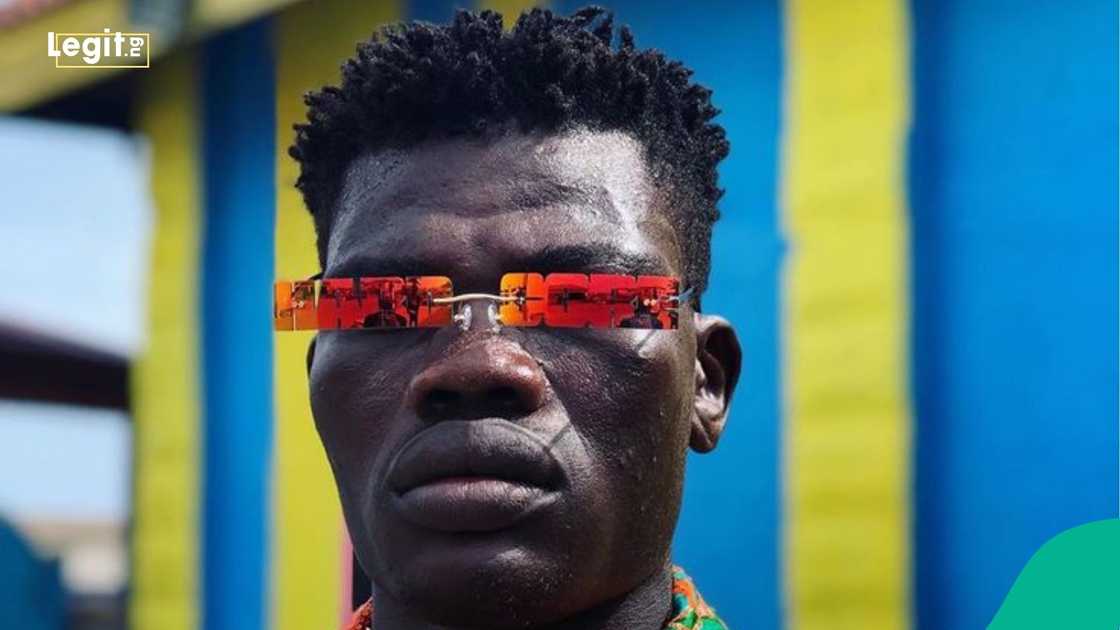 Ghana, Africa, Ernest Akushey, Jacob Dickson, Boxing, Bukom Arena.