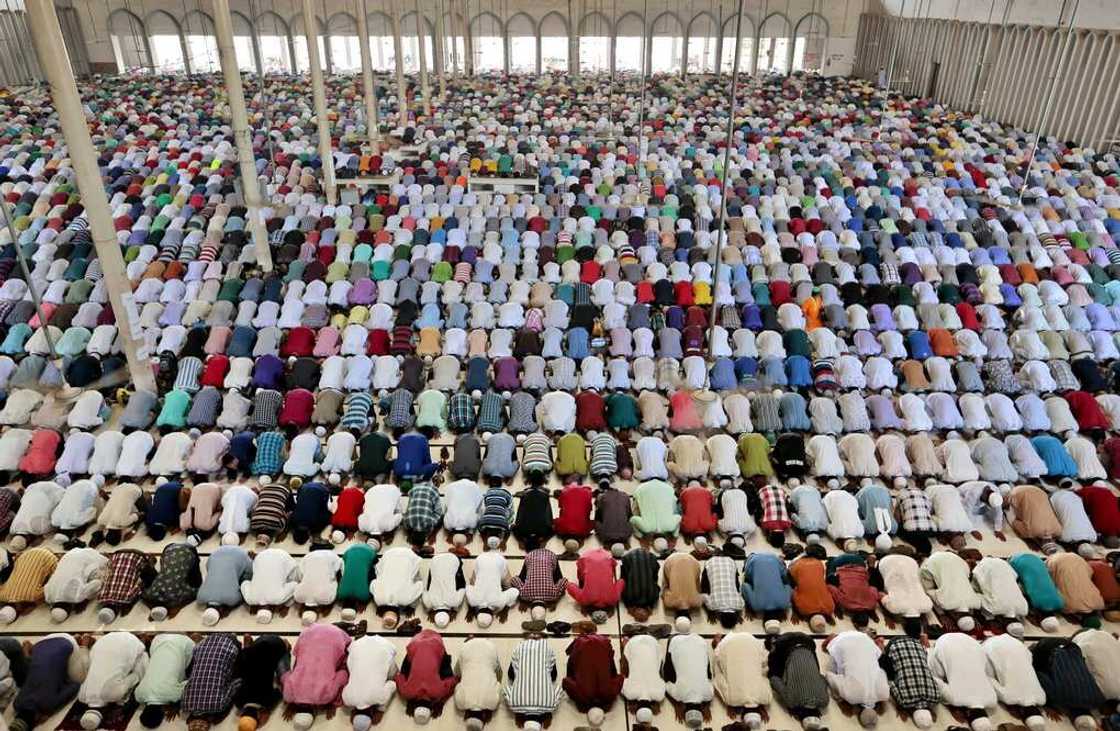 Birnin New York ta ba da damar kiran salla ga Musulmai a zababbun lokuta Birnin New York ta ba da damar kiran salla ga Musulmai a zababbun lokuta