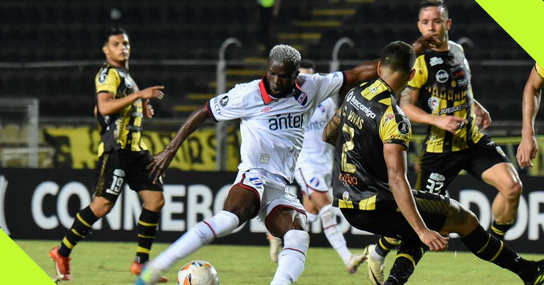 Christian Ebere in action for Nacional against Tachira. Christian Ebere in action for Nacional against Tachira.