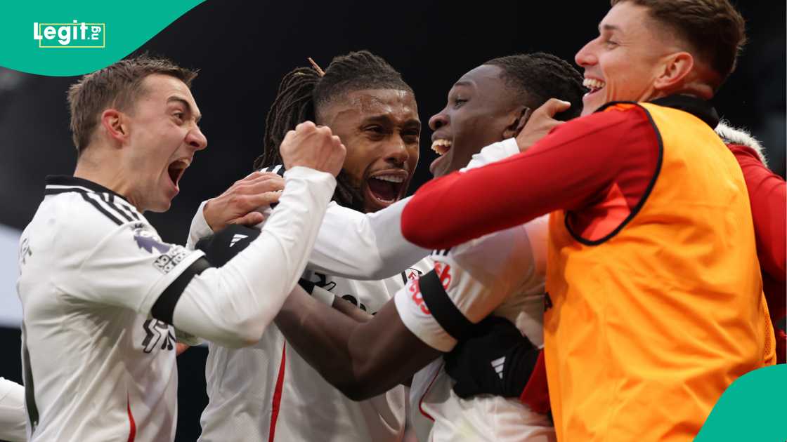 Calvin Bassey, Alex Iwobi, Fulham, Nottingham Forest, Craven Cottage, London, England, Premier League. Calvin Bassey, Alex Iwobi, Fulham, Nottingham Forest, Craven Cottage, London, England, Premier League.