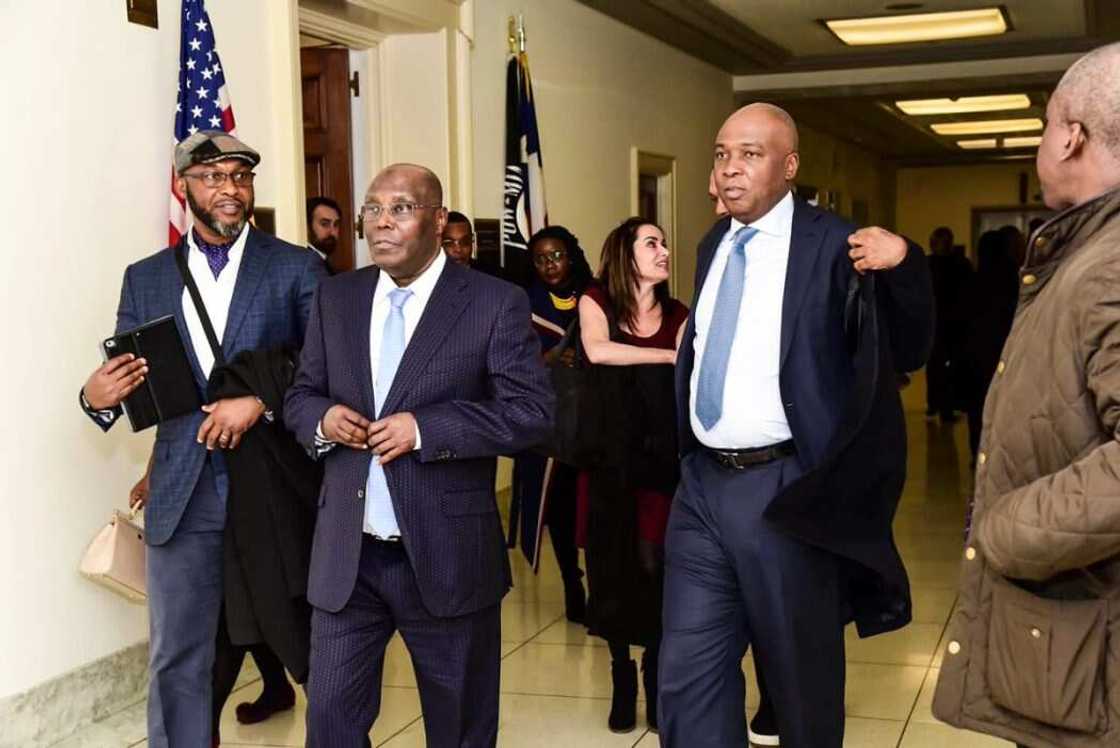 APC na yin kazamar siya - Saraki da Atiku sun musanta alaka da Hushpuppi APC na yin kazamar siya - Saraki da Atiku sun musanta alaka da Hushpuppi