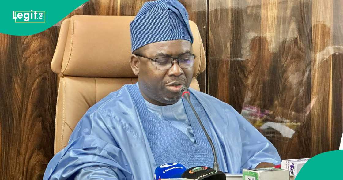 Shugaban INEC. Shugaban INEC.