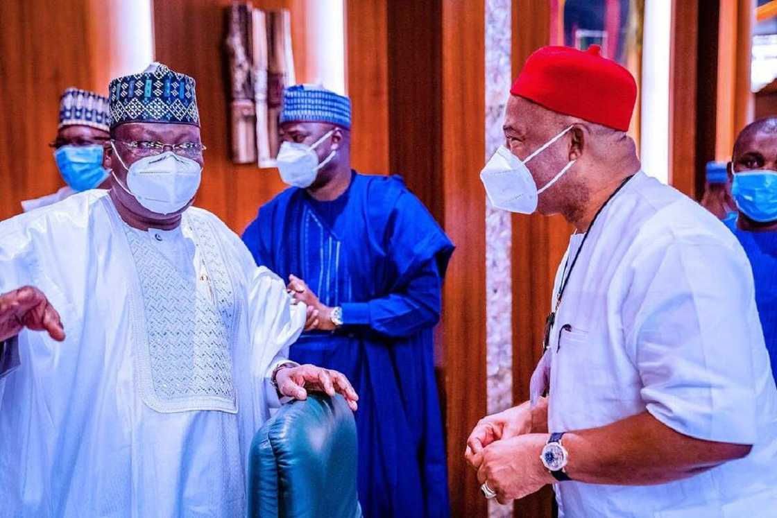 Rushe shugabannin APC: Mambobin kwamitin NWC na Osiomhole sun garzaya kotu Rushe shugabannin APC: Mambobin kwamitin NWC na Osiomhole sun garzaya kotu