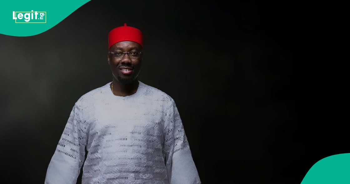 Obi Cubana declares one of his sons as his next of kin. Obi Cubana declares one of his sons as his next of kin.