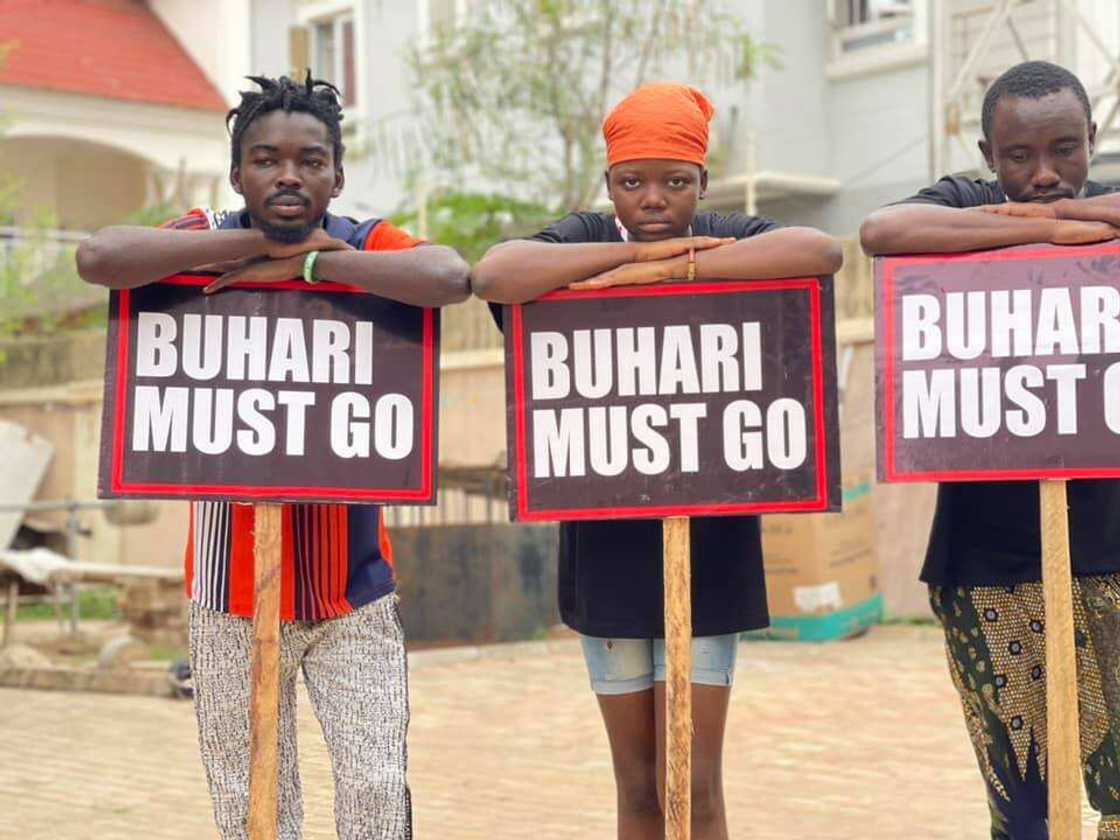 Motorists Stranded as BuhariMustGo Protesters Block Abuja Airport Road