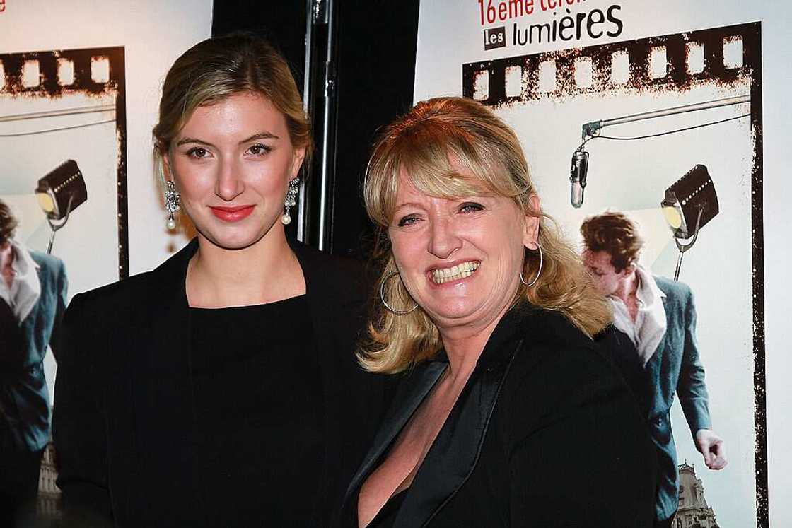 Charlotte de Turckheim et Clara Piaton Charlotte de Turckheim et Clara Piaton