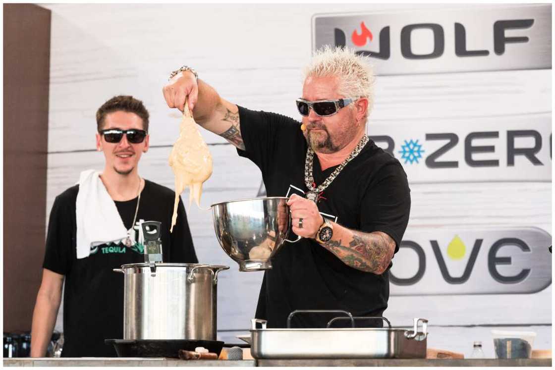 How old is Hunter Fieri?