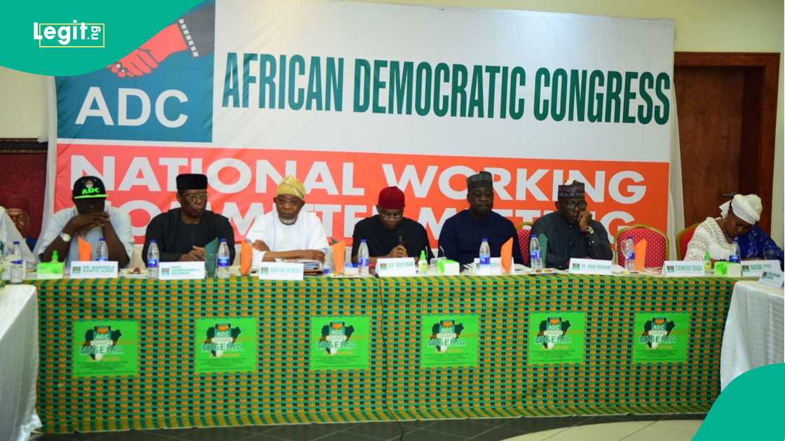 Shugabannin ADC na kasa. Shugabannin ADC na kasa.