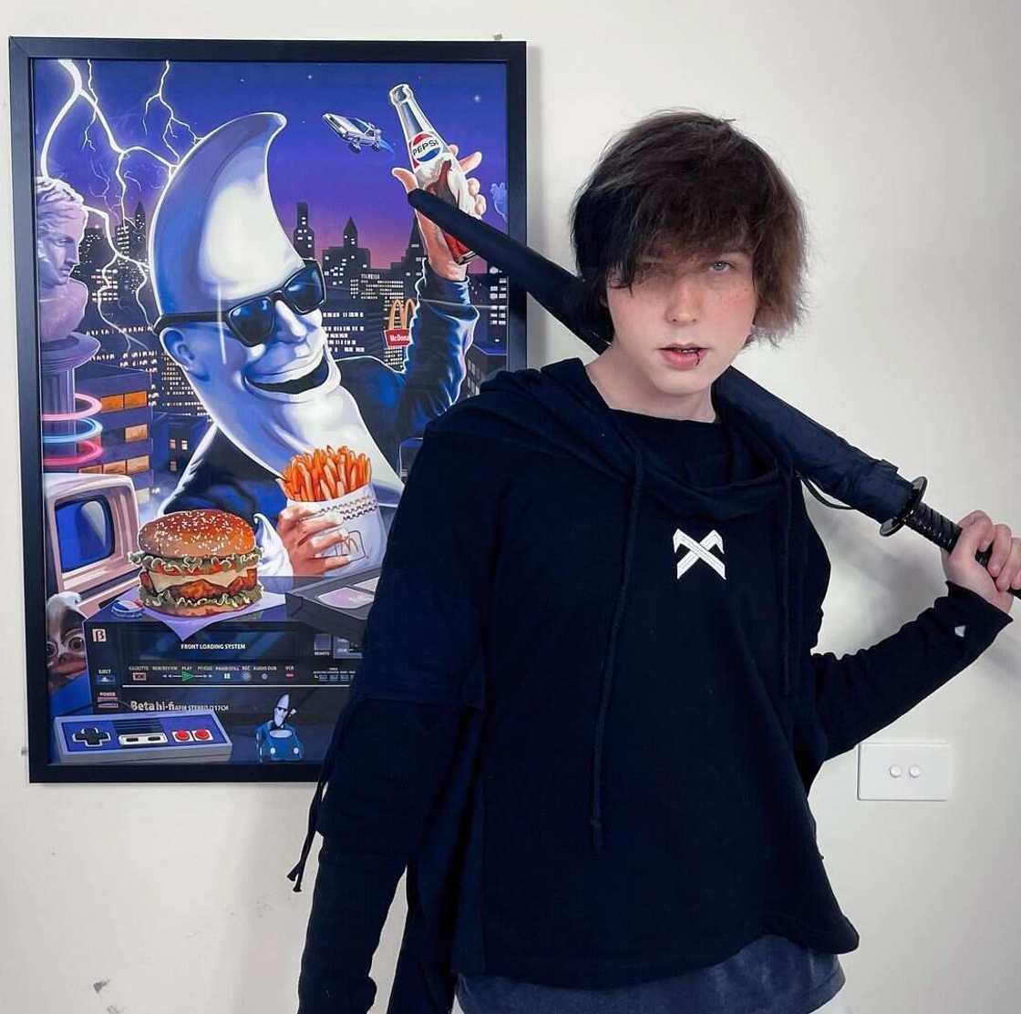 What is Caleb Finn famous for? What is Caleb Finn famous for?