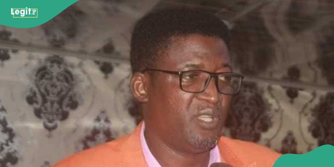 Nigerians mourn as Pastor Azzaman’s heartfelt messages resurface after his death. Nigerians mourn as Pastor Azzaman’s heartfelt messages resurface after his death.