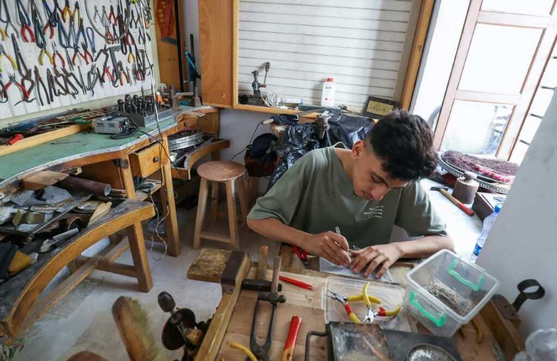 Young Libyans are studying the art Young Libyans are studying the art