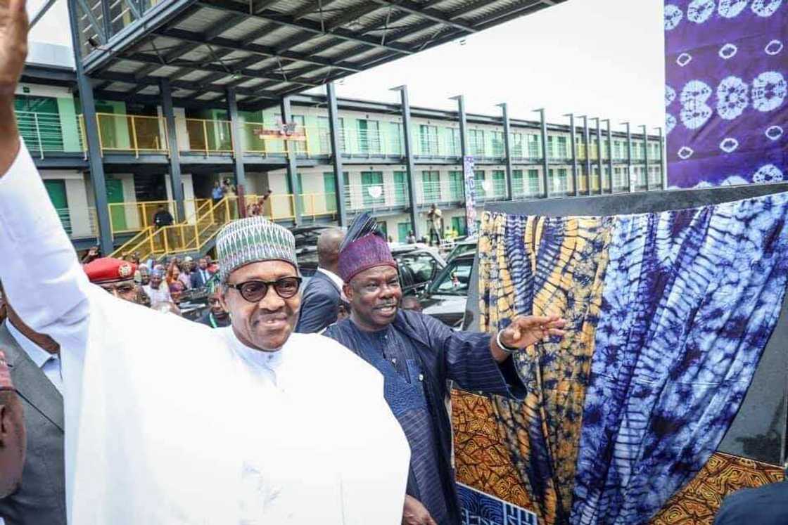 Hotunan ayyukan da Buhari ya kaddamar a jihar Ogun Hotunan ayyukan da Buhari ya kaddamar a jihar Ogun