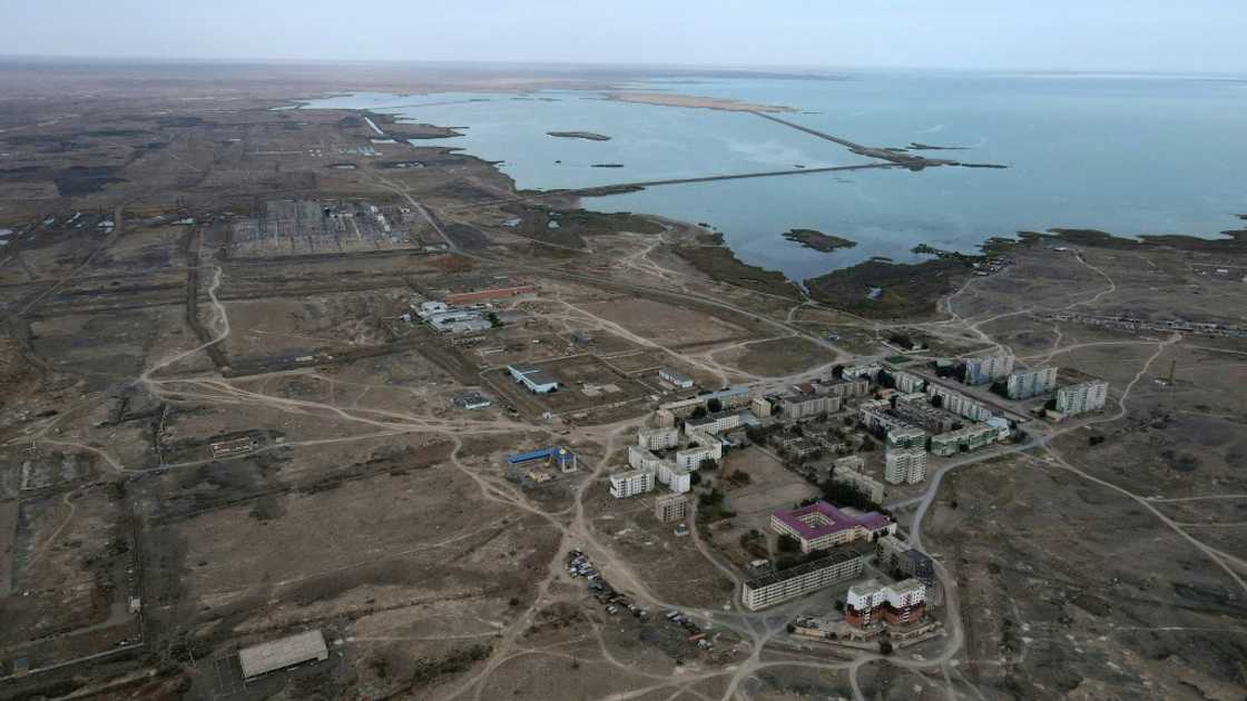 Kazakhstan will build a nuclear power station near the semi-abandoned village of Ulken in the Kazakh steppes on the shores of Lake Balkhash Kazakhstan will build a nuclear power station near the semi-abandoned village of Ulken in the Kazakh steppes on the shores of Lake Balkhash