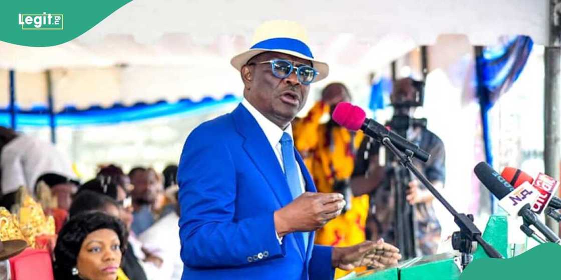 Rivers political crisis: Shehu Sani reacts as angry youths demolish Wike’s statue Rivers political crisis: Shehu Sani reacts as angry youths demolish Wike’s statue