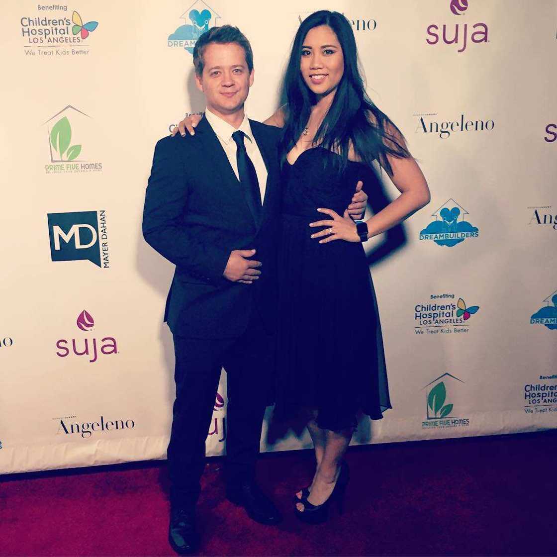 Jason Earles bio Jason Earles bio