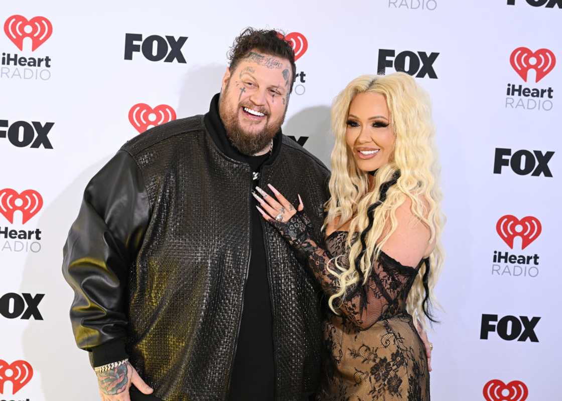 Jelly Roll and Bunnie XO at the 2024 iHeartRadio Music Awards Jelly Roll and Bunnie XO at the 2024 iHeartRadio Music Awards
