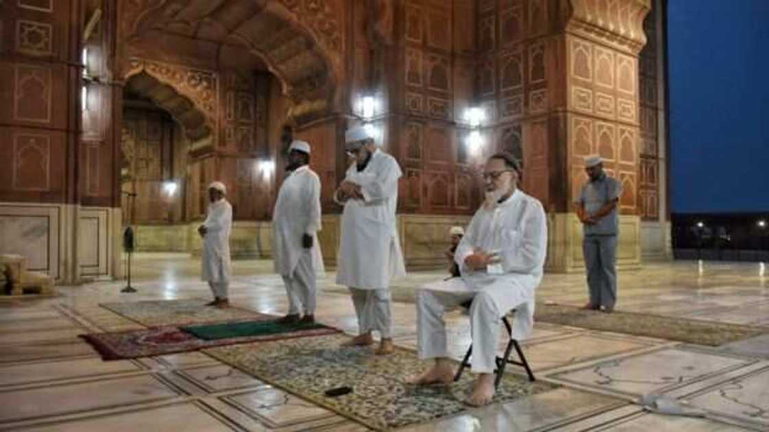 COVID-19: Sabon salon sallar jam'i a kasashen duniya (Hotuna) COVID-19: Sabon salon sallar jam'i a kasashen duniya (Hotuna)