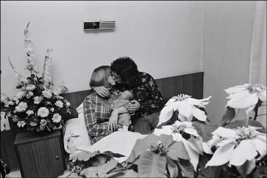 La douloureuse histoire de Cynthia Sardou : elle se confie La douloureuse histoire de Cynthia Sardou : elle se confie