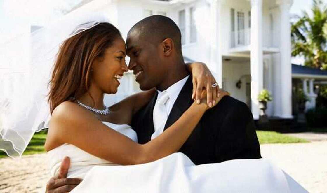 Advantages of early marriage: are there any? Advantages of early marriage: are there any?