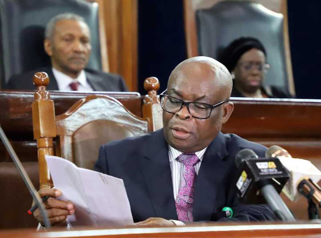 FG prevents Onnoghen from travelling, seizes passport FG prevents Onnoghen from travelling, seizes passport