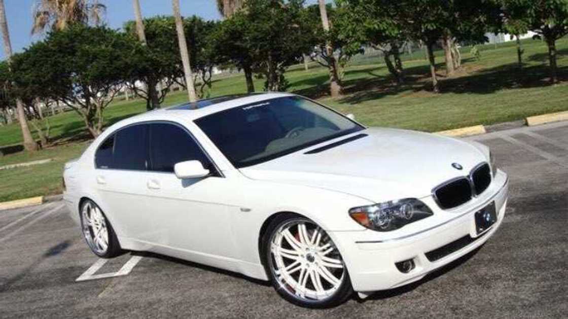 BMW 760 Li BMW 760 Li