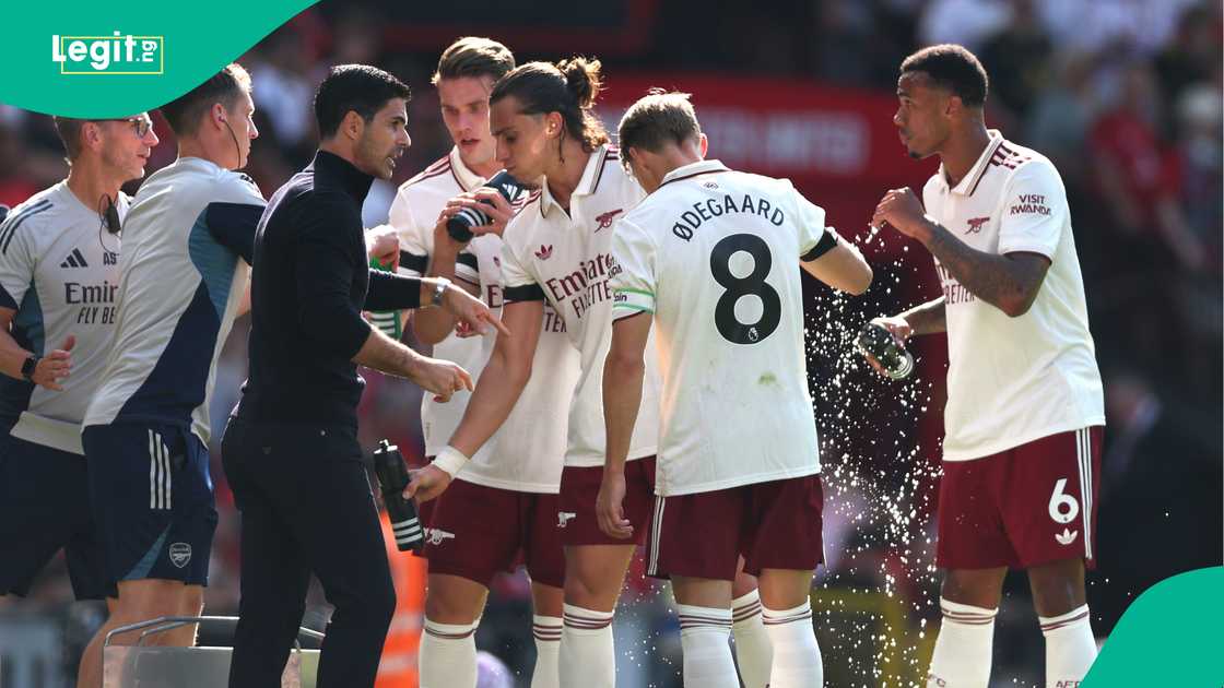 Mikel Arteta, Arsenal, Manchester United, Old Trafford, England, Premier League Mikel Arteta, Arsenal, Manchester United, Old Trafford, England, Premier League