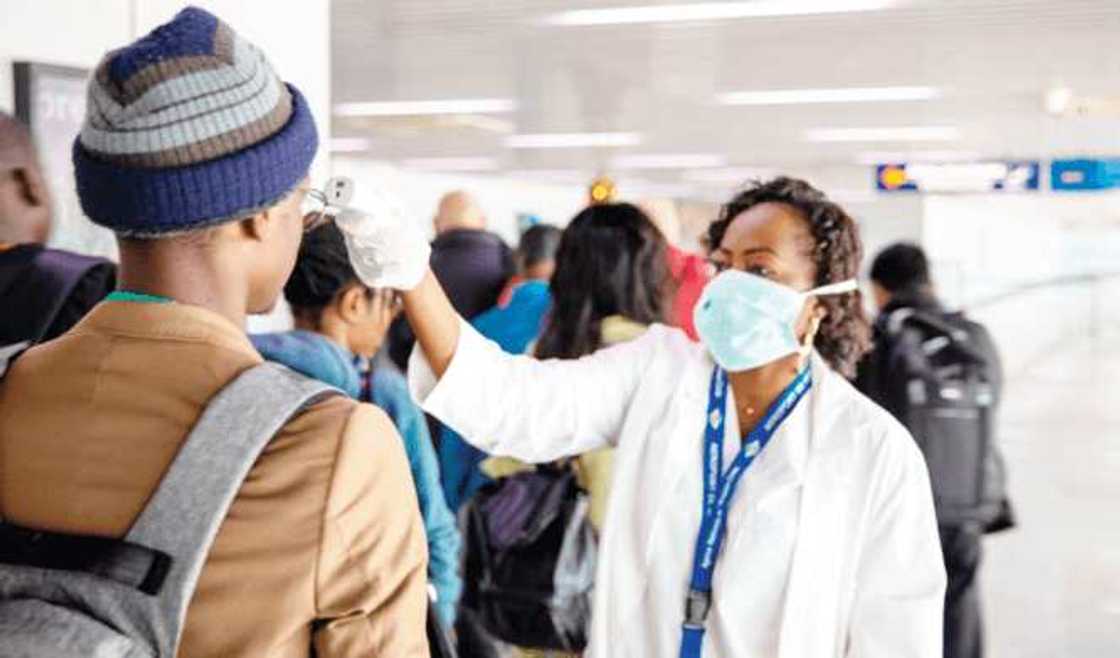 Hanyar lafiya: Ainihin yadda ake amfani da tsummar rufe fuska ta kariya Hanyar lafiya: Ainihin yadda ake amfani da tsummar rufe fuska ta kariya