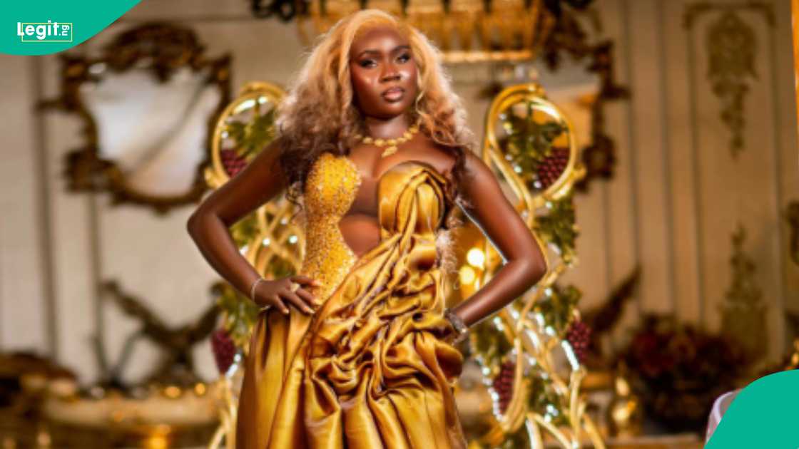 A lady tells her mother that she fixed her nails for N36,000 and gets an unexpected reaction. A lady tells her mother that she fixed her nails for N36,000 and gets an unexpected reaction.