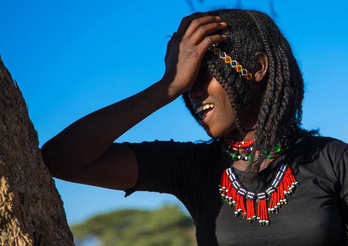 Gynaecologist says women should remove their pubic hair Gynaecologist says women should remove their pubic hair
