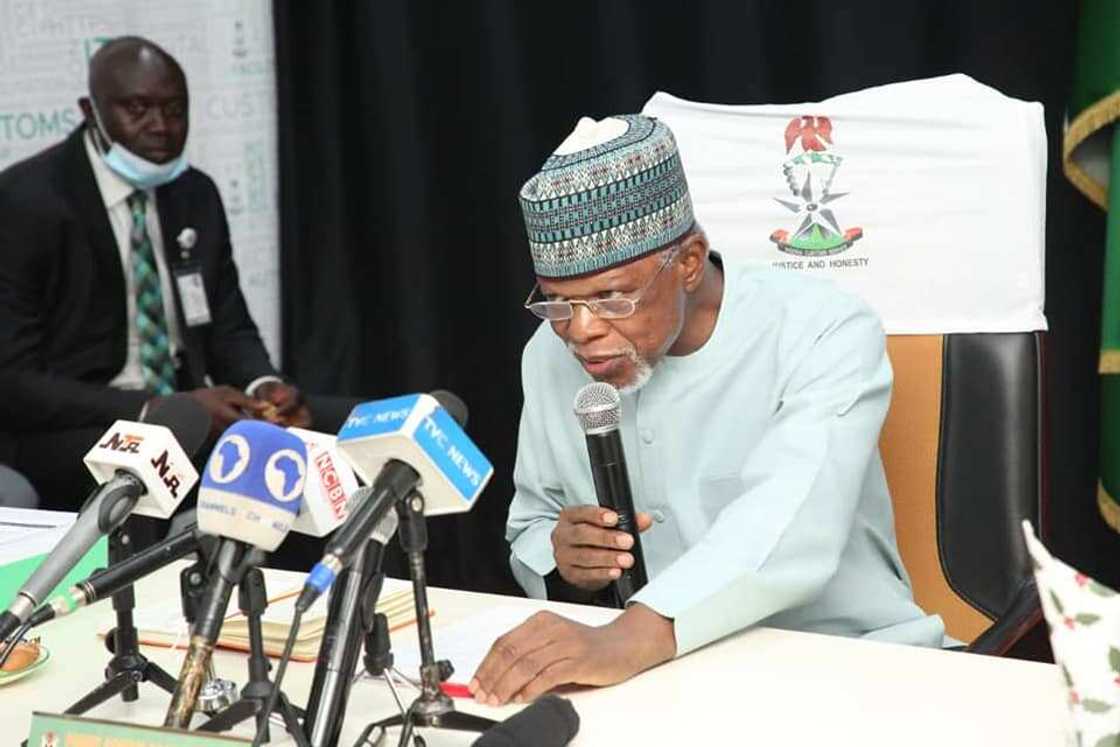 Nigeria Customs, Soft Drink Makers Nigeria Customs, Soft Drink Makers