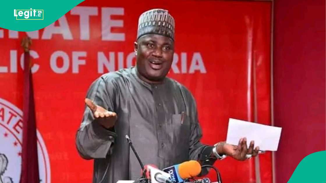 Sanata ya ba wa 'yan majalisa amsa