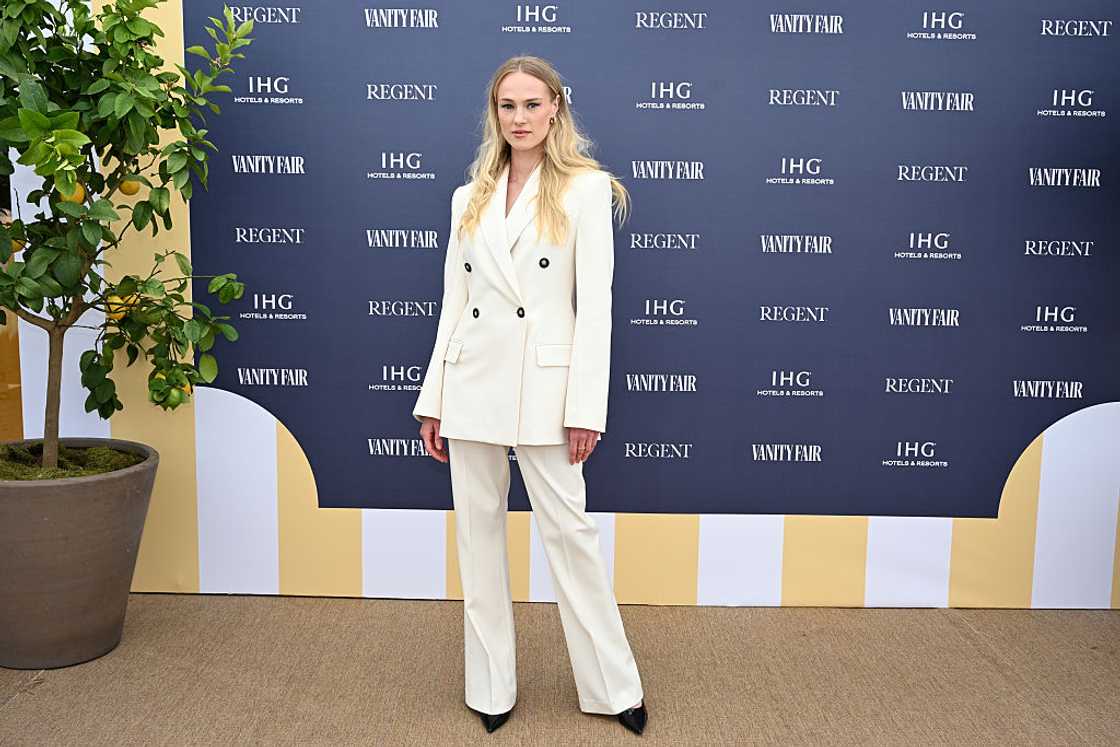Actress Jessica Madsen at the Vanity Fair Lunch Actress Jessica Madsen at the Vanity Fair Lunch