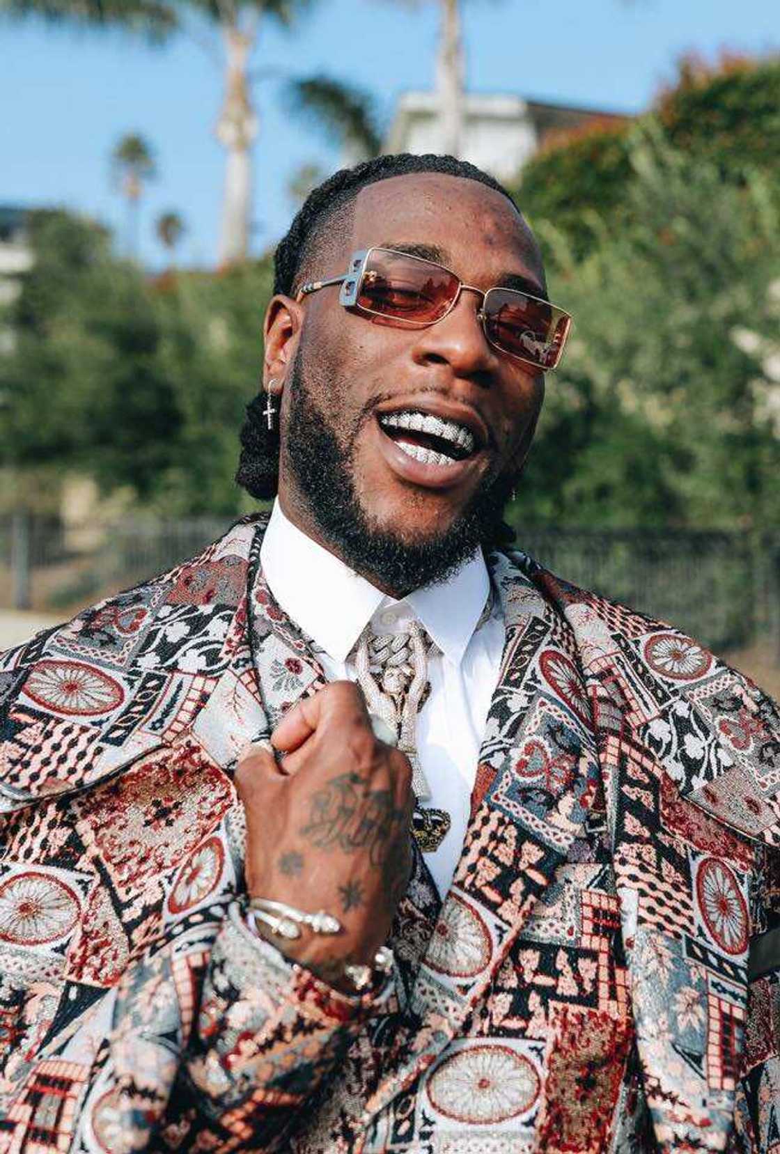 Burna Boy wins BET Best International Act award, Nigerians react Burna Boy wins BET Best International Act award, Nigerians react
