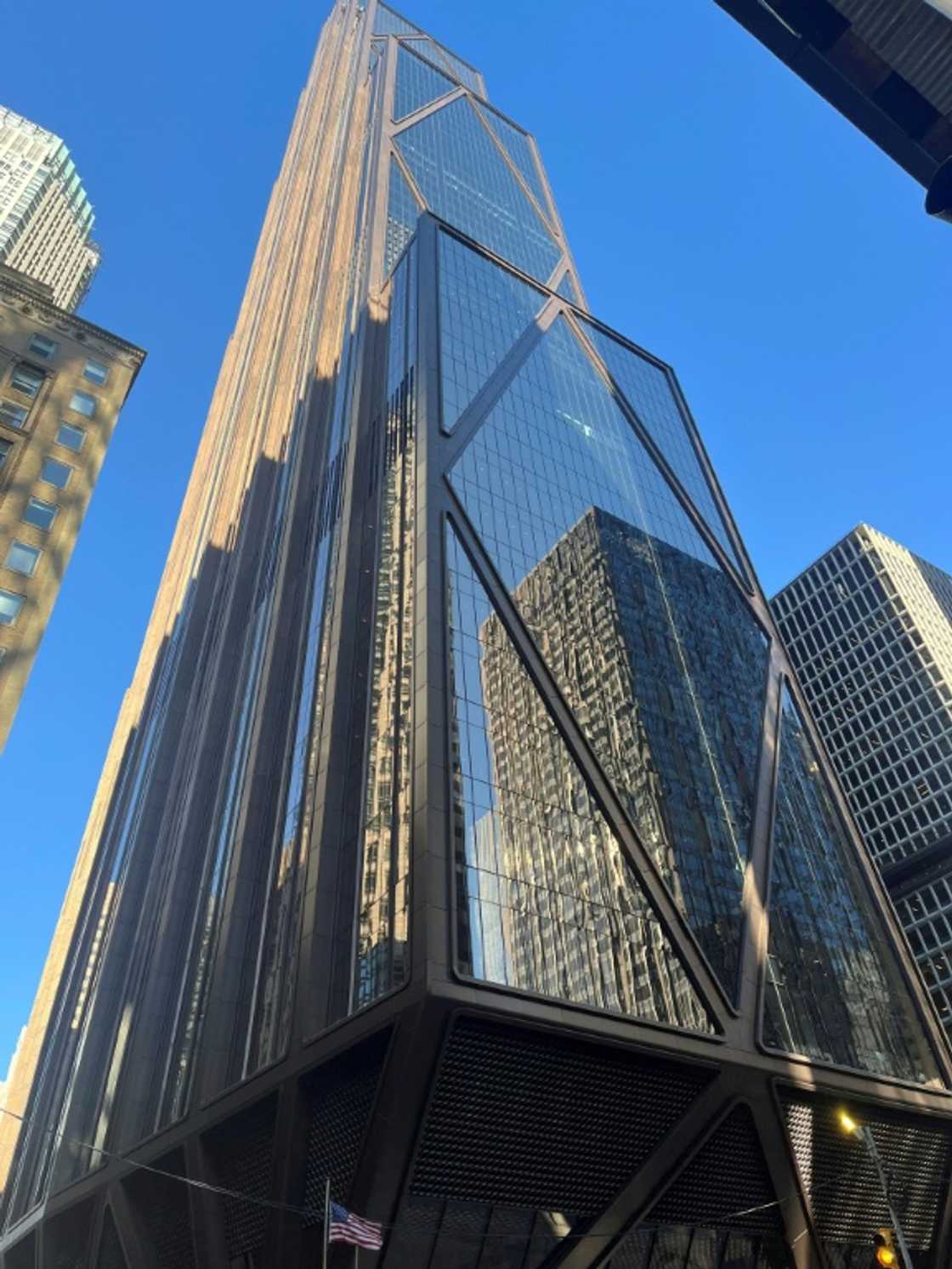 Some 10,000 employees are expected to work at the new JPMorgan Chase global headquarters building in New York City Some 10,000 employees are expected to work at the new JPMorgan Chase global headquarters building in New York City